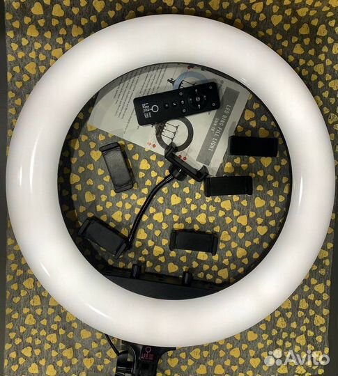 Кольцевая лампа «LED SMN-18» 45 см с 6 держателями