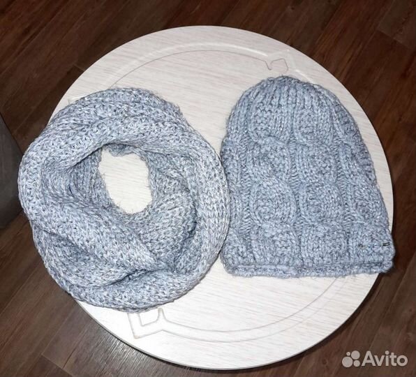 Комплект шерстяной новый