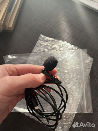 Петличный микрофон для iPhone