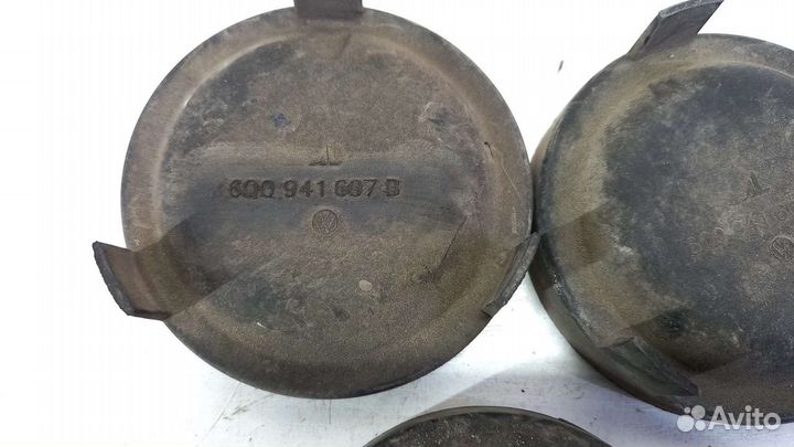 Заглушка фары VW Passat CC