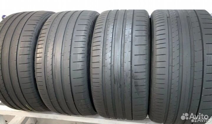 Pirelli P Zero PZ4 285/40 R21