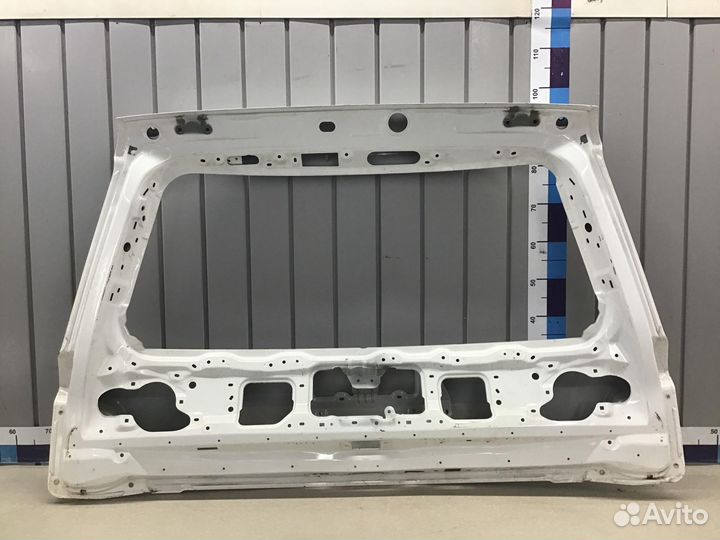 Дверь багажника Toyota Land Cruiser (200) 2008-202