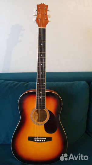 Акустическая гитара