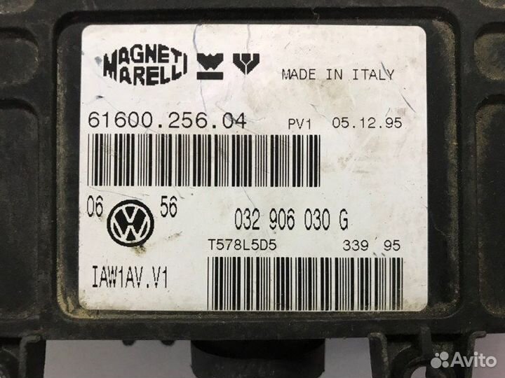 Электронный блок Volkswagen Golf 3 1991-2000