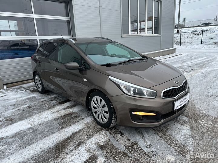 Kia Ceed 1.6 AT, 2015, 173 000 км