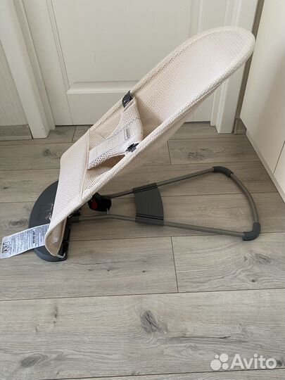 Шезлонг babybjorn bliss mesh