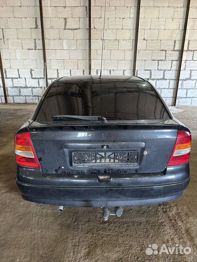 В разборе Opel Astra, 2000 г.в., 1,6 Z16XE