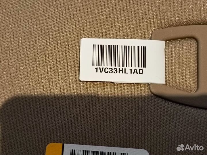 Новый левый козырек Jeep Grand Cherokee WK2