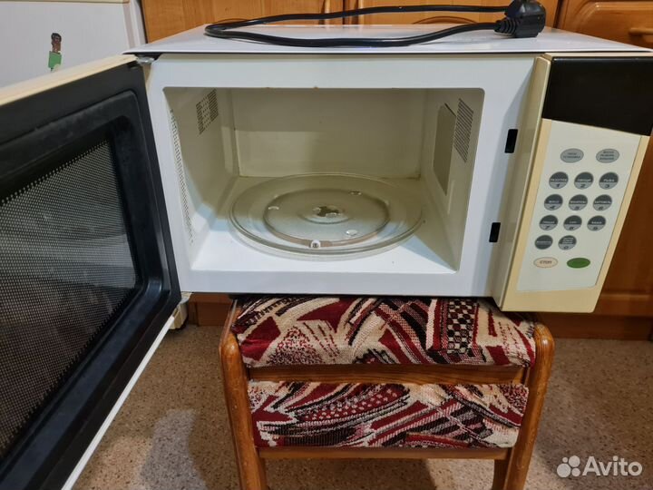 Свч микроволновая печь Rolsen MS2180S