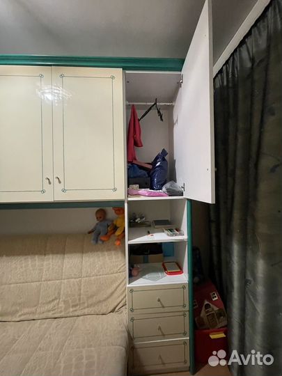 Стенка в спальню