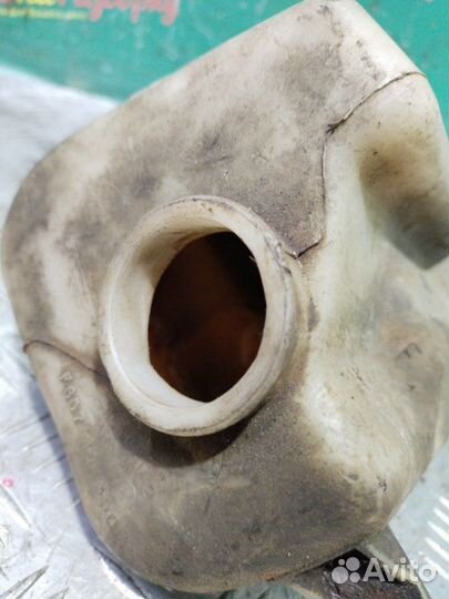 Бачок расширительный Mazda 626 хэтчбек