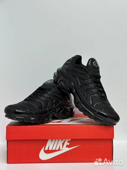 Кроссовки Nike Air Max Tn Plus