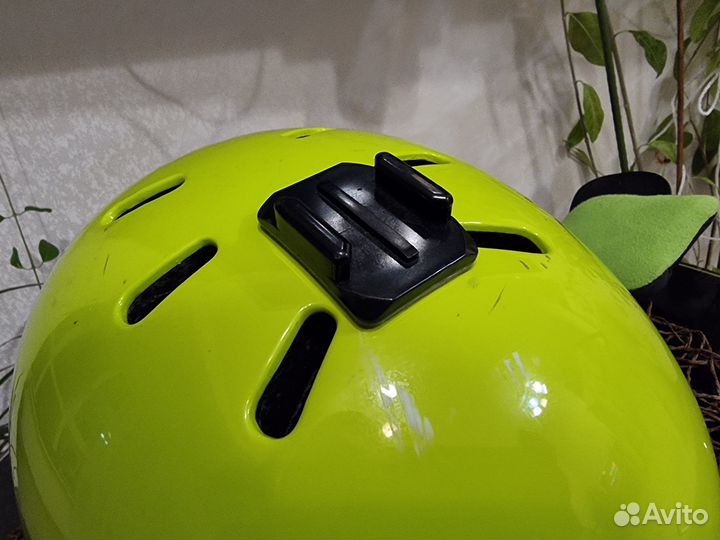 Шлем горнолыжный