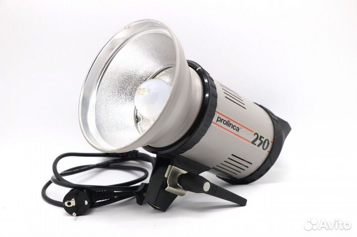 Студийная вспышка Prolinca 250