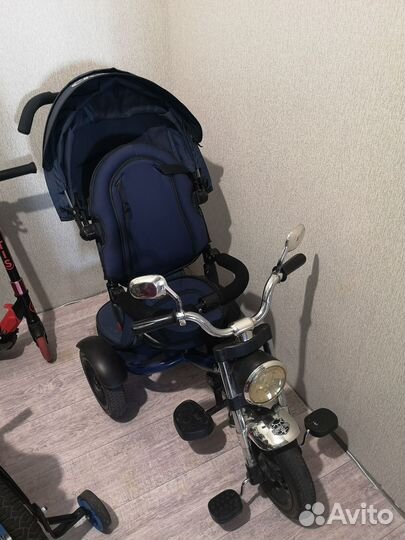 Трехколесный велосипед с ручкой choper