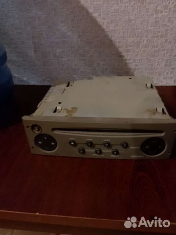 Автомагнитола от Рено оригинал
