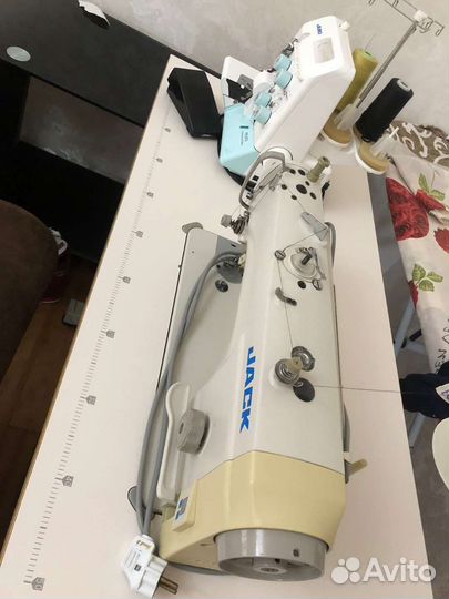 Швейная машинка