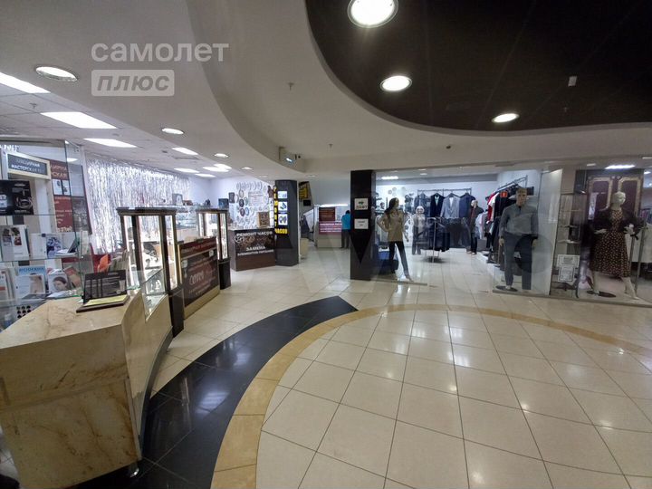 Продам торговое помещение, 251.8 м²