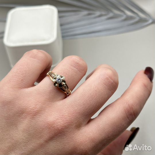 Золотое кольцо Тюльпан бриллиант 0,2 карата 583 СС