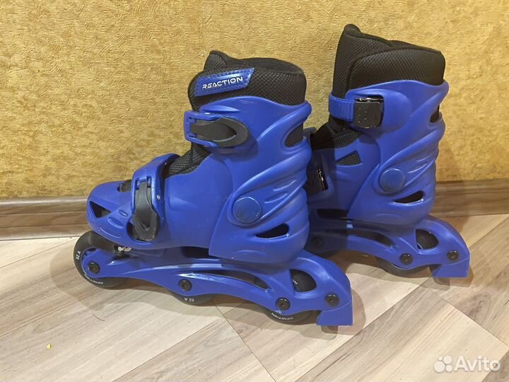 Роликовые коньки