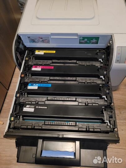 Цветной лазерный принтер бу