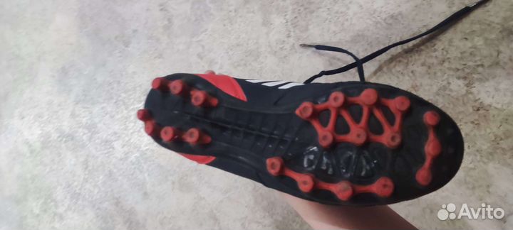 Футбольные бутсы