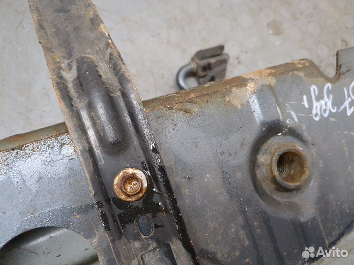 Усилитель бампера задний Mazda CX-5, 2012