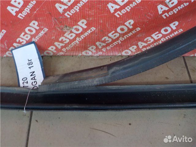 Молдинг крыши левый Renault Logan L8MV K7MA812