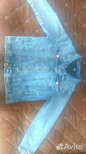 Джинсовая куртка