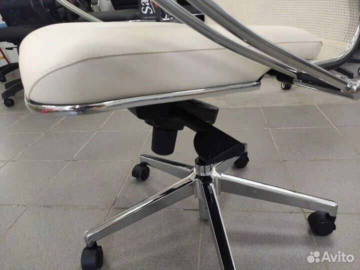 Компьютерное кресло