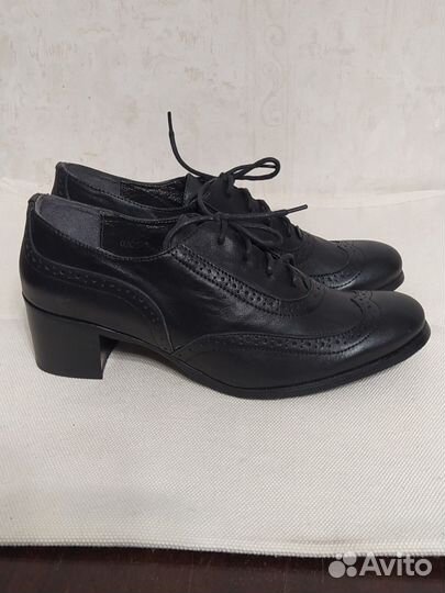 Полуботинки женские 38 размер