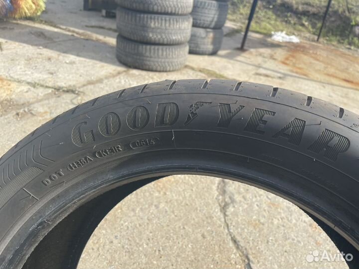 Goodyear EfficientGrip Performance 215/50 R17