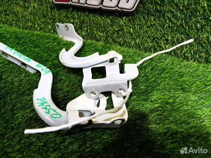 Петля капота Toyota Passo M700A