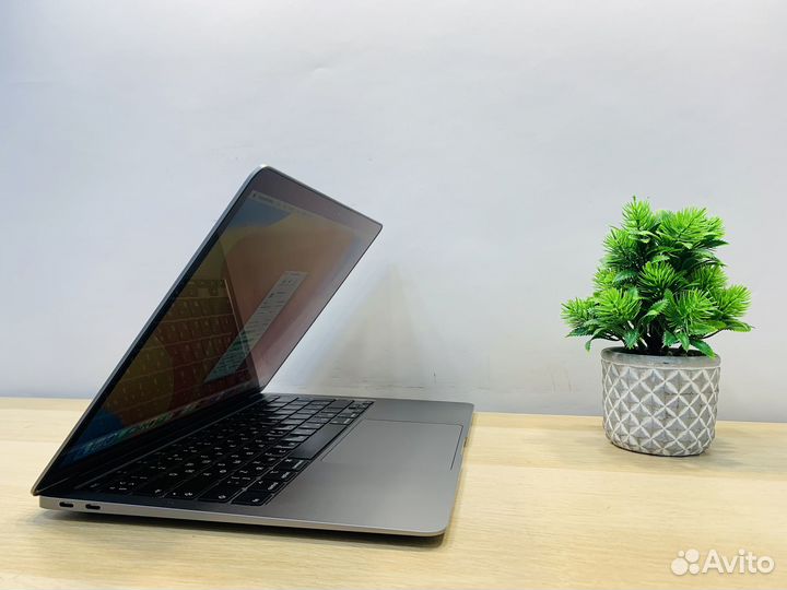 Apple MacBook Air 13 2020