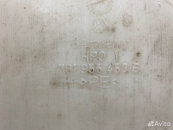 Бачок омывателя Volkswagen Transporter T4