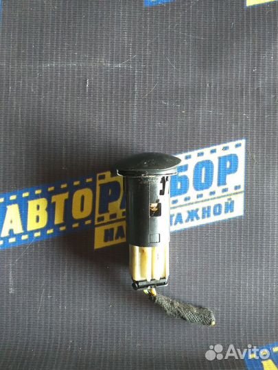 Гнездо прикуривателя Пежо 308