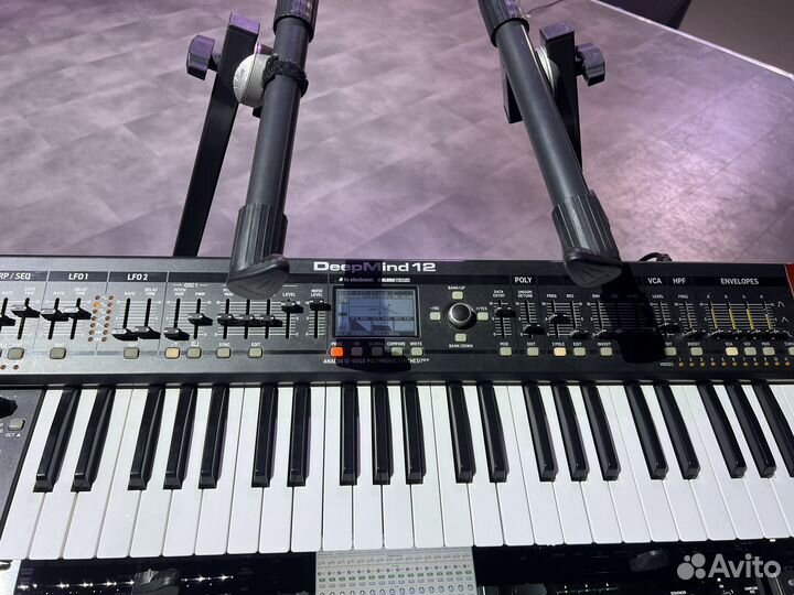 Behringer DeepMind 12