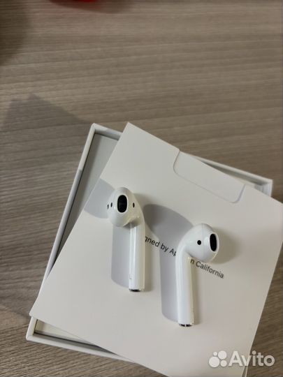 Наушники Apple AirPods 2 (на гарантии)