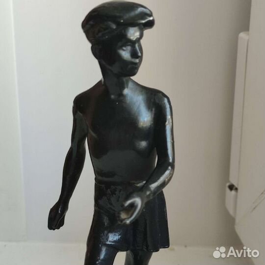 Фарфоровые, чугунные статуэтки СССР