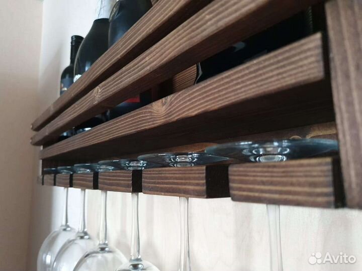 Полка-минибар для бокалов и бутылок