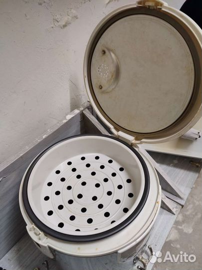 Мультиварка пароварка Panasonic sr-tmh181