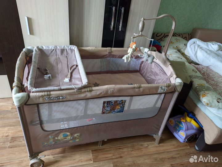 Детская кровать манеж