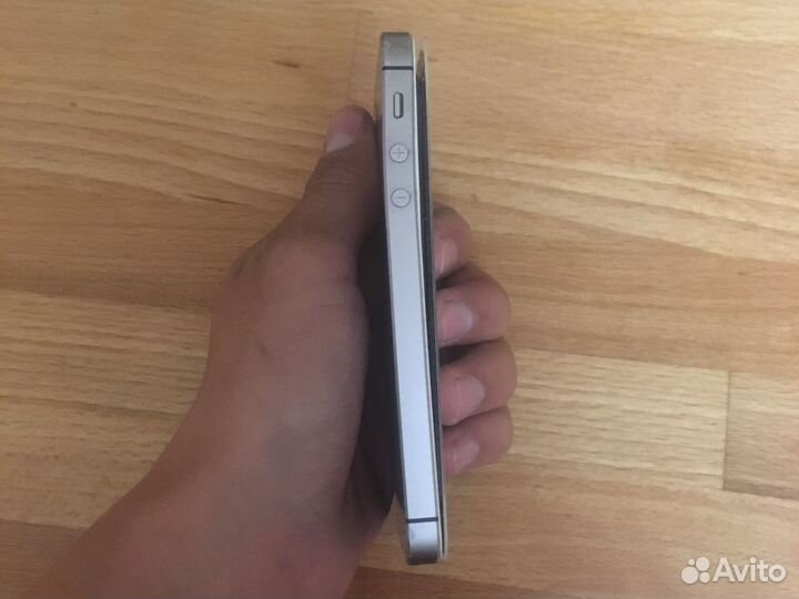 iPhone 5se 32gb