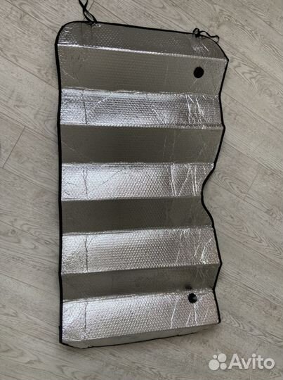 Солнцезащитный экран на лобовое стекло