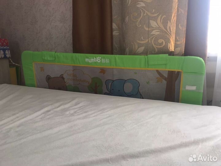 Бортик на кровать