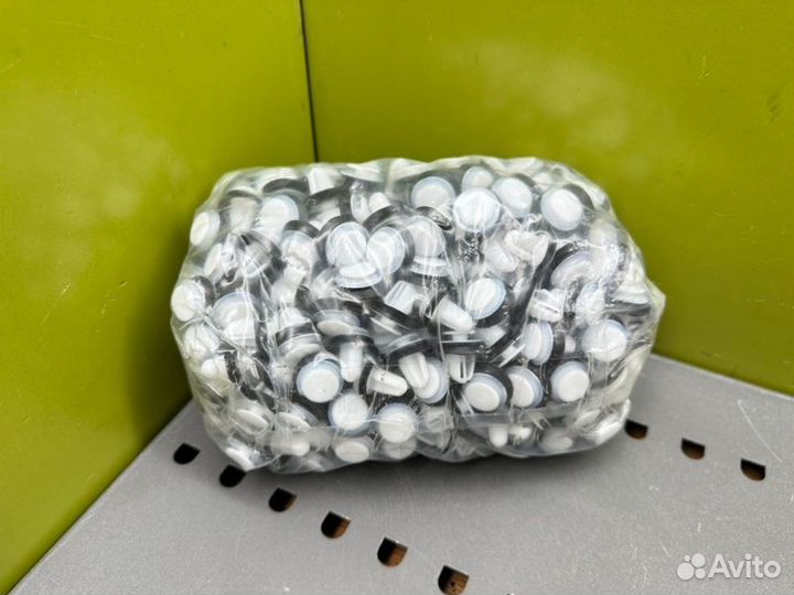 Клипсы Genesis G90 HI G6DN 2018