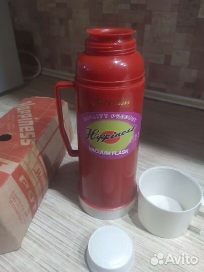 Термос с кружкой