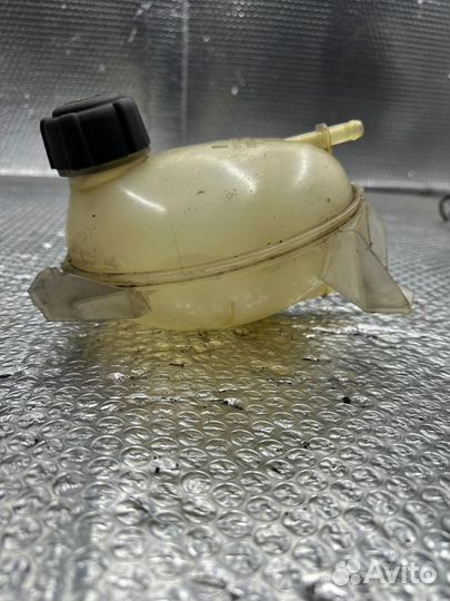 Расширительный бачок Renault Logan 2