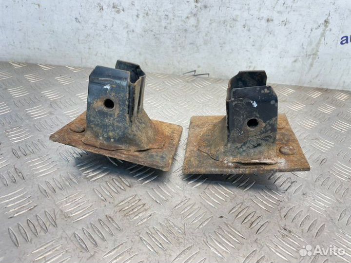 Кронштейн усилителя бампера задний Chevrolet