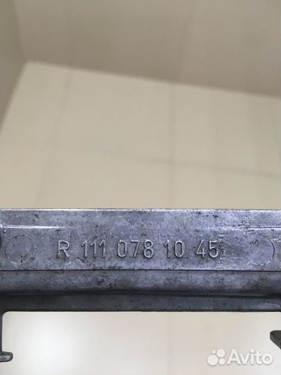 Топливная рампа Mercedes W202 R1110781045